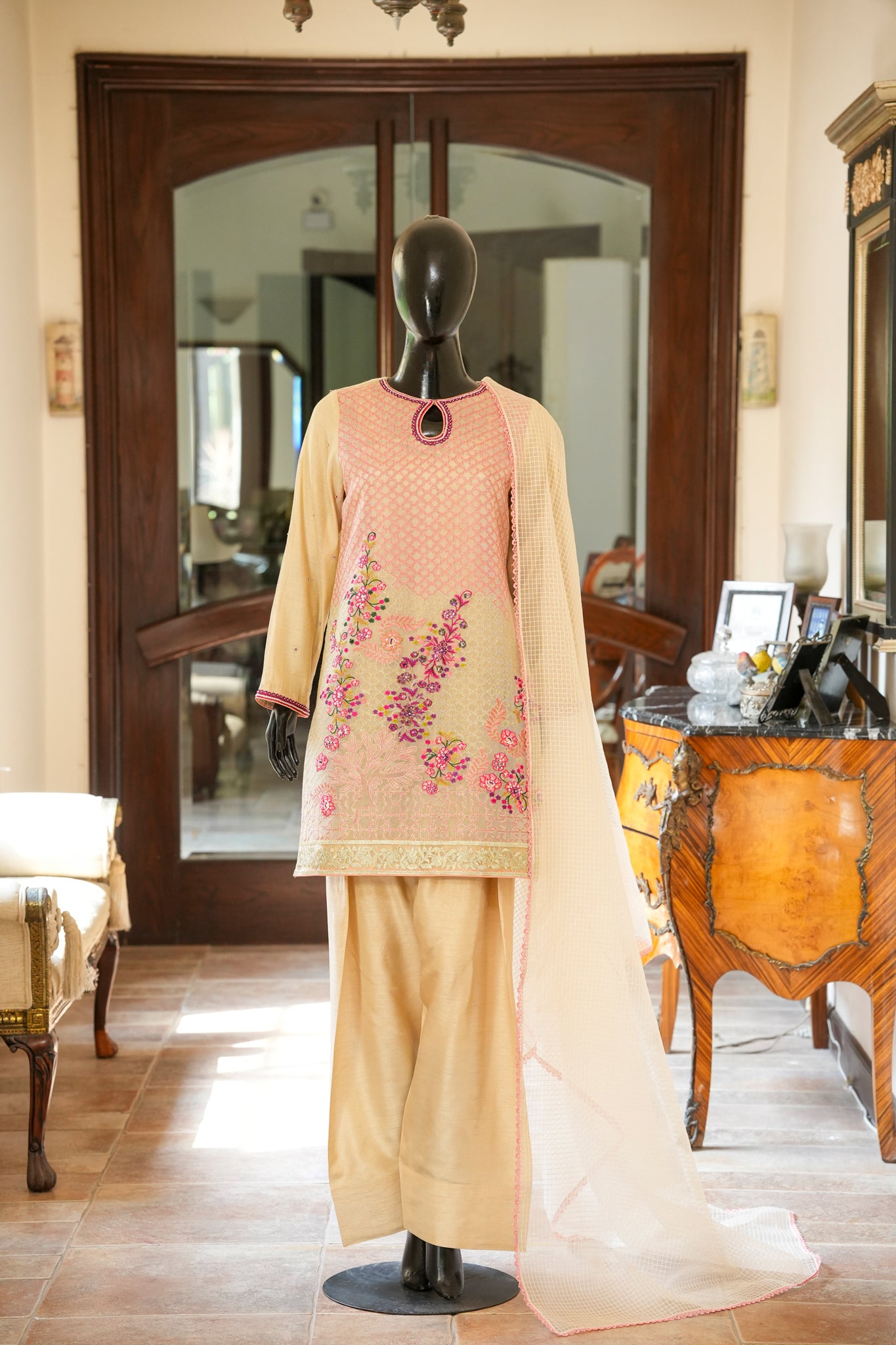 Beige Floral