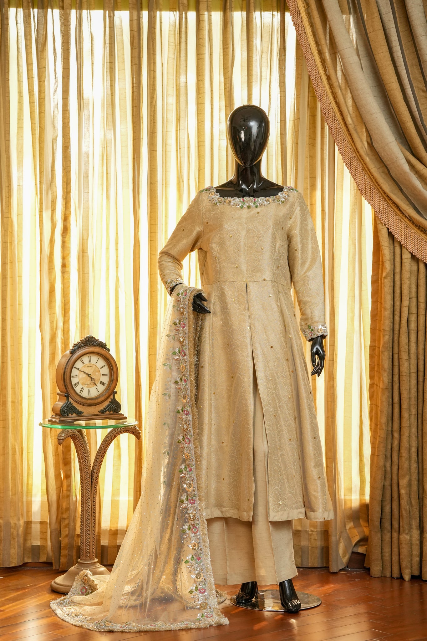 Kundan Ivory