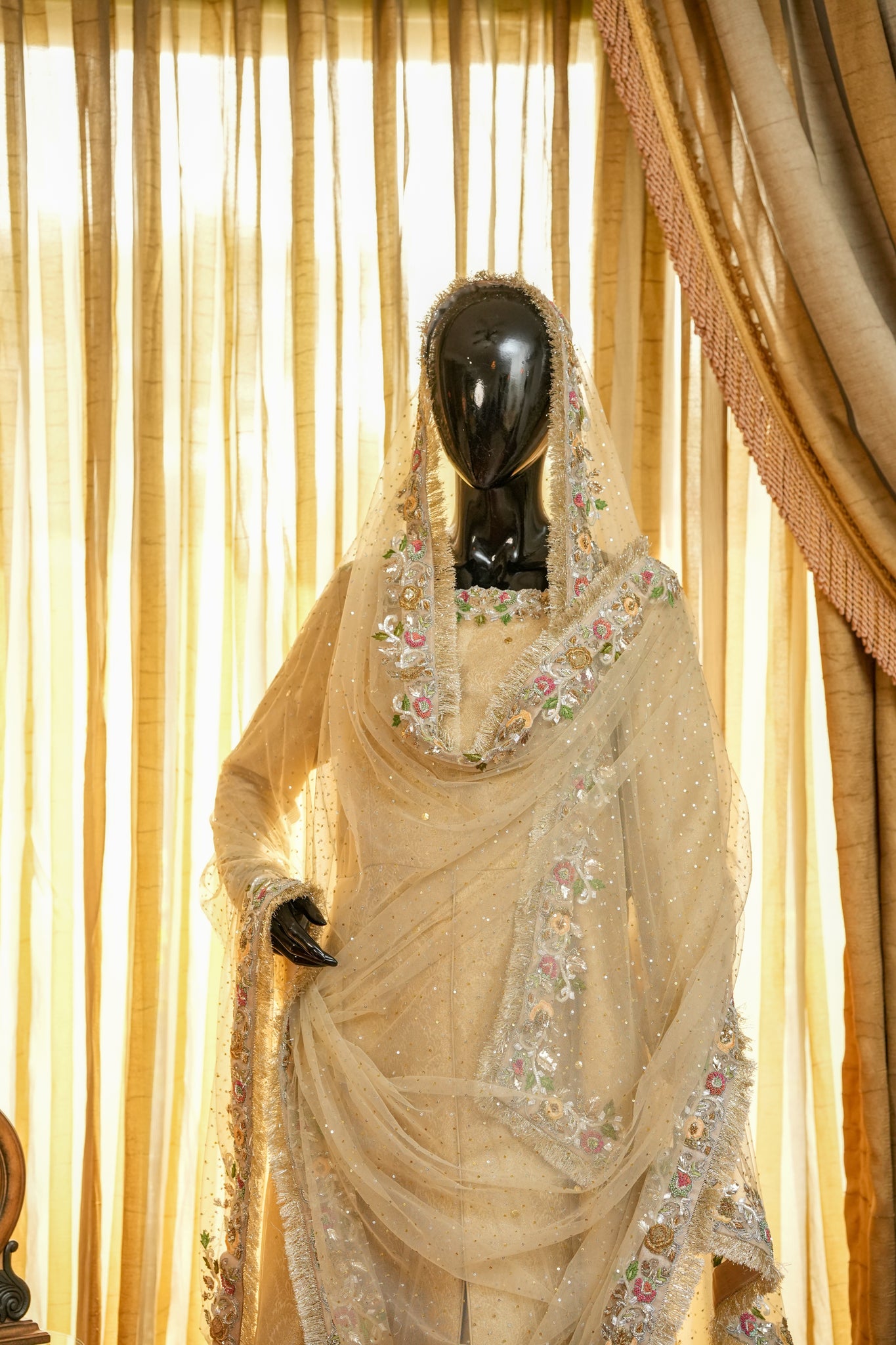 Kundan Ivory